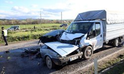 Kastamonu'da kamyonetle otomobilin çarpıştığı kazada 1 kişi öldü, 1 kişi yaralandı