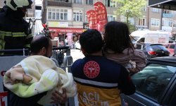 Kayseri'de apartmanda çıkan yangında dumandan etkilenen 5 kişi hastaneye kaldırıldı