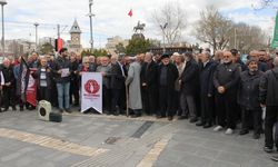 Kayseri'de İsrail'in Filistinli esirler hakkında idamı öngören yasa tasarısı protesto edildi