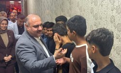 Kerkük Valisi Ağa, 23 Nisan Çocuk Bayramı'nda çocuk esirgeme kurumunu ziyaret etti