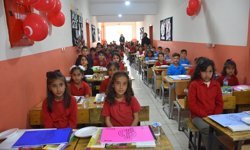 Ressam Melis Doğan, Şırnak'ın köyünde 100 çocukla resim yaptı