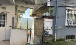 Sarıyer'de bir sokakta yaşanan toprak kayması nedeniyle 6 bina boşaltıldı