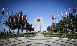 Şehitler Abidesi'nde Çanakkale Kara Savaşları'nın 111. yılı töreni düzenlendi