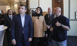 Selçuk Bayraktar, ArtıKÜME 2025 seçkisi ve ODAK Sergisi'nin açılışında konuştu: