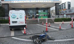 Serik Belediye binasına silahla ateş açan kişi yakalandı