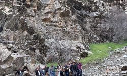 Şırnak'ta kayalıklardan düşen kişi yaralandı