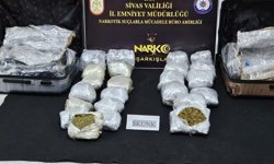 Sivas'ta uyuşturucu operasyonunda 2 şüpheli tutuklandı