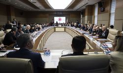 Sosyal medyaya ve doğum iznine yönelik düzenlemeleri de içeren kanun teklifi komisyonda