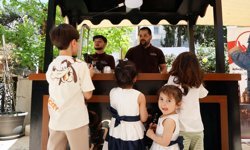 Ürdün'de yaşayan Türk çocukları her hafta Yunus Emre Enstitüsü'ndeki 'Köklere Tutunmak' etkinliğinde buluşuyor