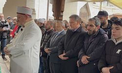 Zeytinburnu'nda kafasına beton parçası düşmesi sonucu ölen çocuğun cenazesi defnedildi