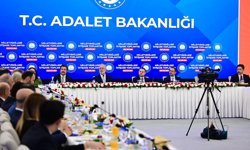 Adalet Bakanı Gürlek, Ege Bölgesi milletvekilleriyle görüştü
