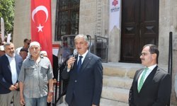 Adana'da depremde hasar gören cami restorasyonun ardından yeniden ibadete açıldı
