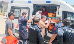 Adana'da sulama kanalına düşen kamyondaki 2 kişi yaralandı