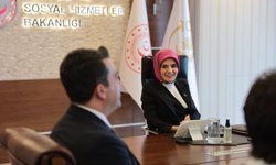 Aile ve Sosyal Hizmetler Bakanı Göktaş, YTB Başkanı Turus ile görüştü