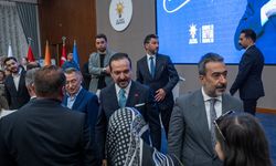 AK Parti Ankara İl Başkanlığı'nda bayramlaşma programı düzenlendi
