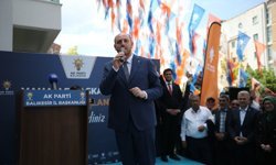 AK Parti Genel Başkan Yardımcısı Büyükgümüş, Balıkesir'de partililere hitap etti: