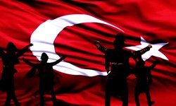 AK Parti Genel Başkan Yardımcısı Zorlu, '3. Uluslararası Turan Film Festivali' ödül töreninde konuştu: