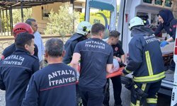 Alanya'da asma tavanı çöken dairedeki 2 kişi yaralandı