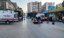 Antalya'da 2 motosiklet çarpıştı, 3 kişi yaralandı