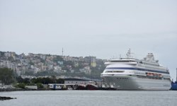 'Astoria Grande' kruvaziyeri 1006 yolcusuyla Samsun'a geldi