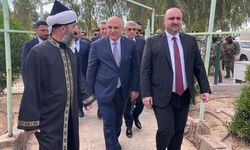 Azerbaycan'ın Bağdat Büyükelçisi Nadiroğlu, tarihi Kerkük Kalesi'ni ziyaret etti