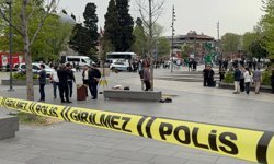 Beşiktaş Vapur İskelesi önünde bıçaklı zanlıya müdahale sırasında 3 kişi yaralandı