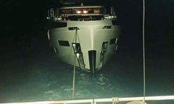 Çanakkale Boğazı'nda arızalanıp sürüklenen tekne kurtarıldı