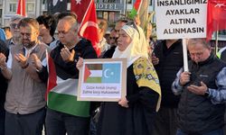 Çanakkale'de İsrail'in Küresel Sumud Filosu'na saldırısına tepki gösterildi