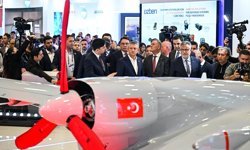 CHP Genel Başkanı Özel, SAHA 2026'yı ziyaret etti: