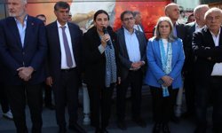 CHP heyeti maden ruhsatlarına tepki amacıyla Trabzon ve Rize'de vatandaşlarla bir araya geldi