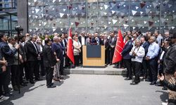 CHP İstanbul İl Başkanlığı'nda geleneksel bayramlaşma programı