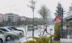 Çorum ve Kastamonu'da sağanak ve dolu etkili oldu