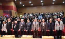 Çorum'da '1. Ulusal Geçmişten Günümüze Çorum'da İz Bırakanlar' sempozyumu düzenlendi