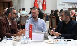 Dijital pazar yerlerinin temsilcileri Bursa iş dünyasıyla bir araya geldi