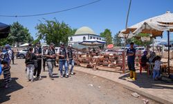 Diyarbakır'da polis kurban satış yerlerinde sahte para uyarısı yaptı