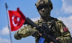 EFES-2026 Tatbikatı'nda TCG Anadolu'nun amfibi ve hava kabiliyetleri sergilendi