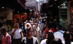 Eminönü'nde arife günü yoğunluğu