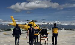 Erzurum'da ambulans helikopter solunum sıkıntısı çeken hasta için havalandı