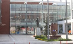 Eskişehir'in Tepebaşı Belediyesine yönelik operasyonda 60 şüpheli hakkında gözaltı kararı