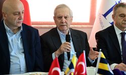 Fenerbahçe Başkan Adayı Yıldırım, Kapalıçarşı'da İstanbul Kuyumcular Odası'nı ziyaret etti