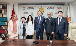 Gençlik ve Spor Bakan Yardımcısı Eminoğlu, AK Parti Burdur İl Başkanlığını ziyaret etti:
