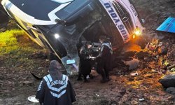 GÜNCELLEME - Malatya'da otobüsün şarampole devrilmesi sonucu 4 kişi öldü, 15 kişi yaralandı