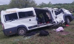 GÜNCELLEME - Yozgat'ta öğrenci servisinin devrilmesi sonucu 2 öğrenci ve sürücü öldü, 7 öğrenci yaralandı