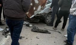 Hakkari'de 3 aracın karıştığı kazada 12 kişi yaralandı