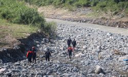 Hatay'da selde kaybolan genci arama çalışmaları sürüyor