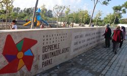 Hatay'da 'Voleybolun Unutulmaz Evlatları Anıt Parkı' açıldı