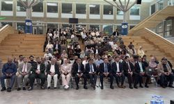 Hollanda'da Müslüman karşıtlığıyla mücadele paneli düzenlendi