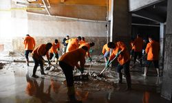 Hükümlüler selden etkilenen Havza'da yaraları sarmak için görev yapıyor