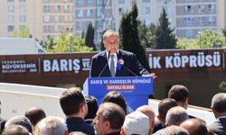 İBB'nin yenilediği yaya üst geçidi Esenyurt'ta hizmete açıldı