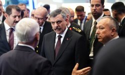 İçişleri Bakanı Çiftçi, SAHA 2026'yı ziyaret etti